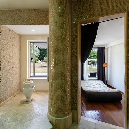 Hotiday Collection - Hotel