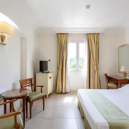 Hotel Hotiday Collection - 4*