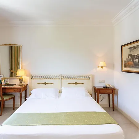 Hotel Hotiday Collection - 4*